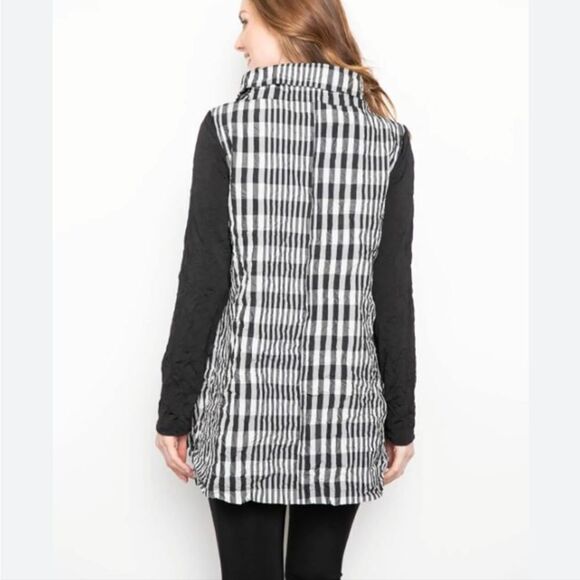 Liv by Habitat Clothing Scrunched Perfect Sculpt Mixed Media Tunic Size Small - Picture 2 of 8